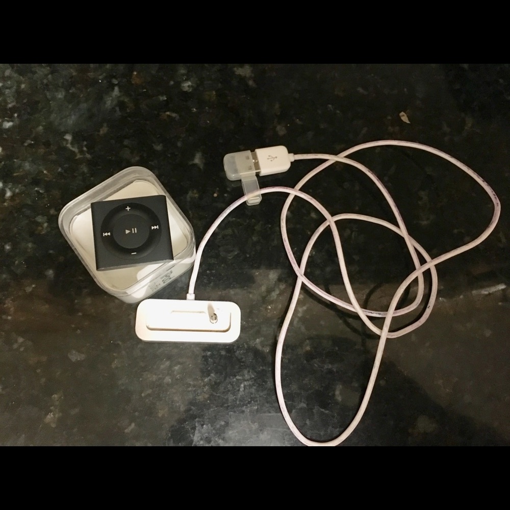 COPY - Apple Shuffle